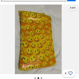 8 of 6x9 Happy Faces poly mailers